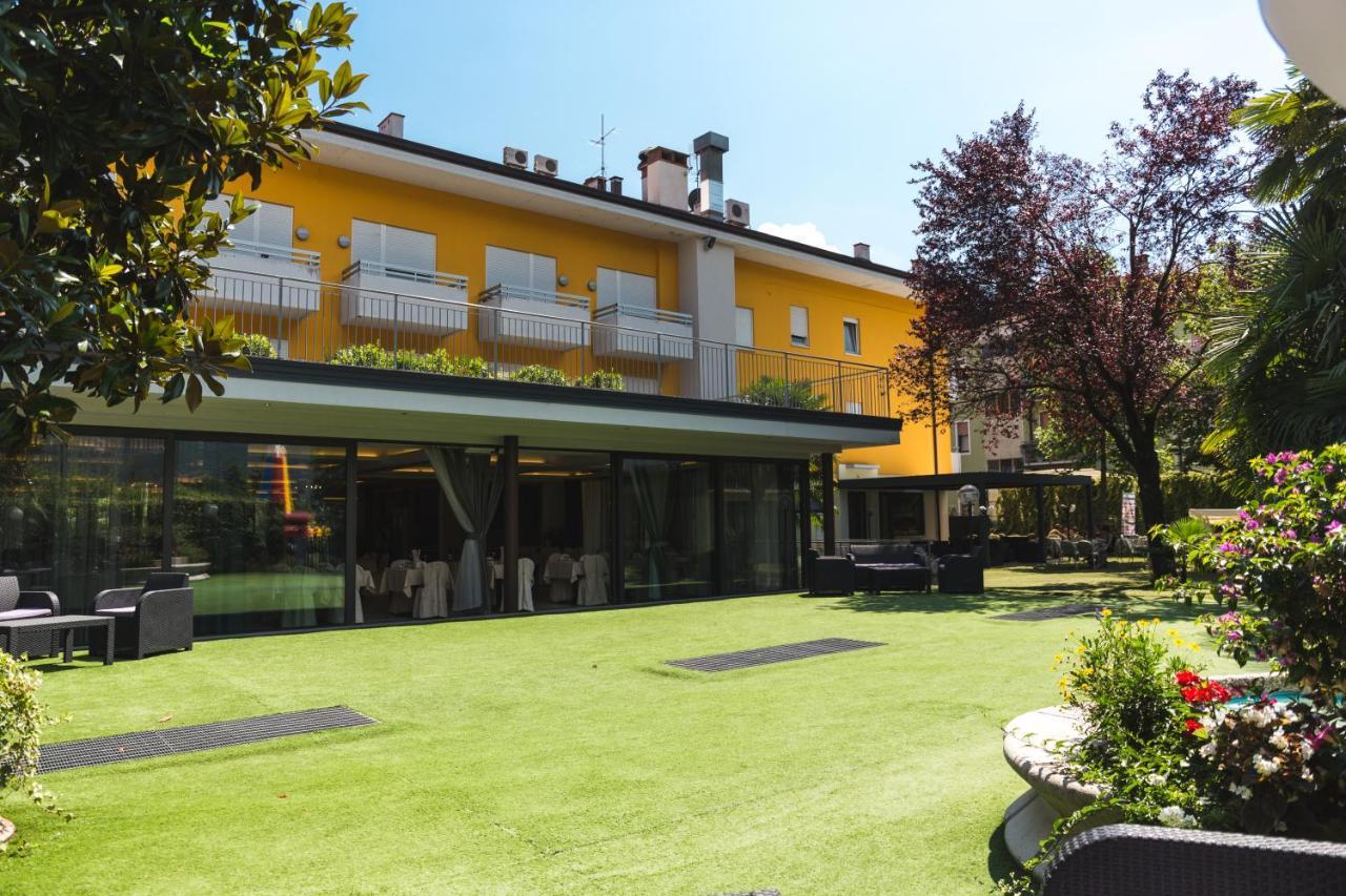 Appartamento Campagnola Mansardato Con Soppalco Riva del Garda Exterior foto